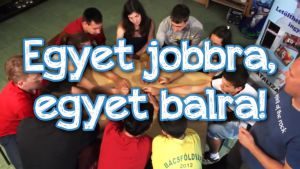 egyet-jobbra-egyet-balra